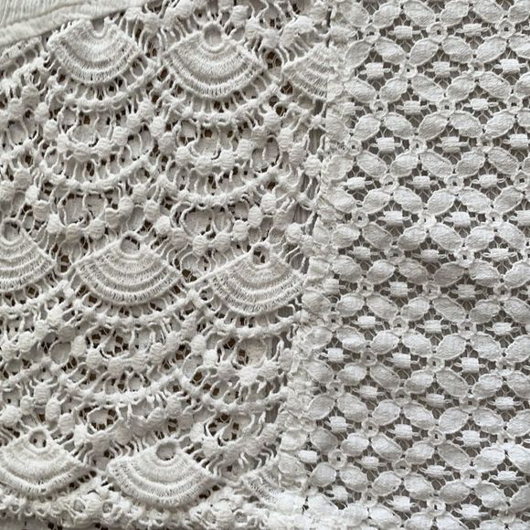 HOLLISTER • size xtra small white lace tank • - Picture 4 of 7